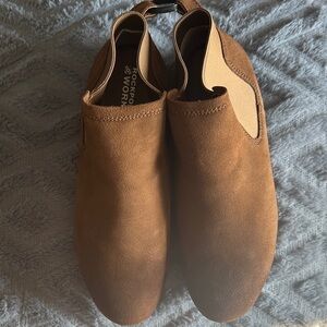 Rockport women Tan Suede Loafers